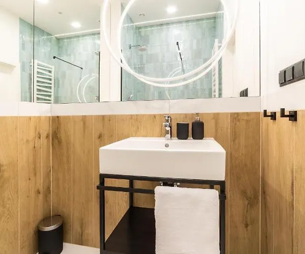 Lägenhet Riva By Oneapartments