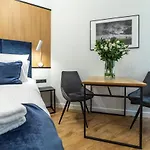 Apartamento Riva By Oneapartments