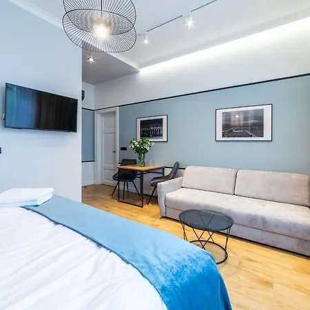 Апартаменти Riva By Oneapartments